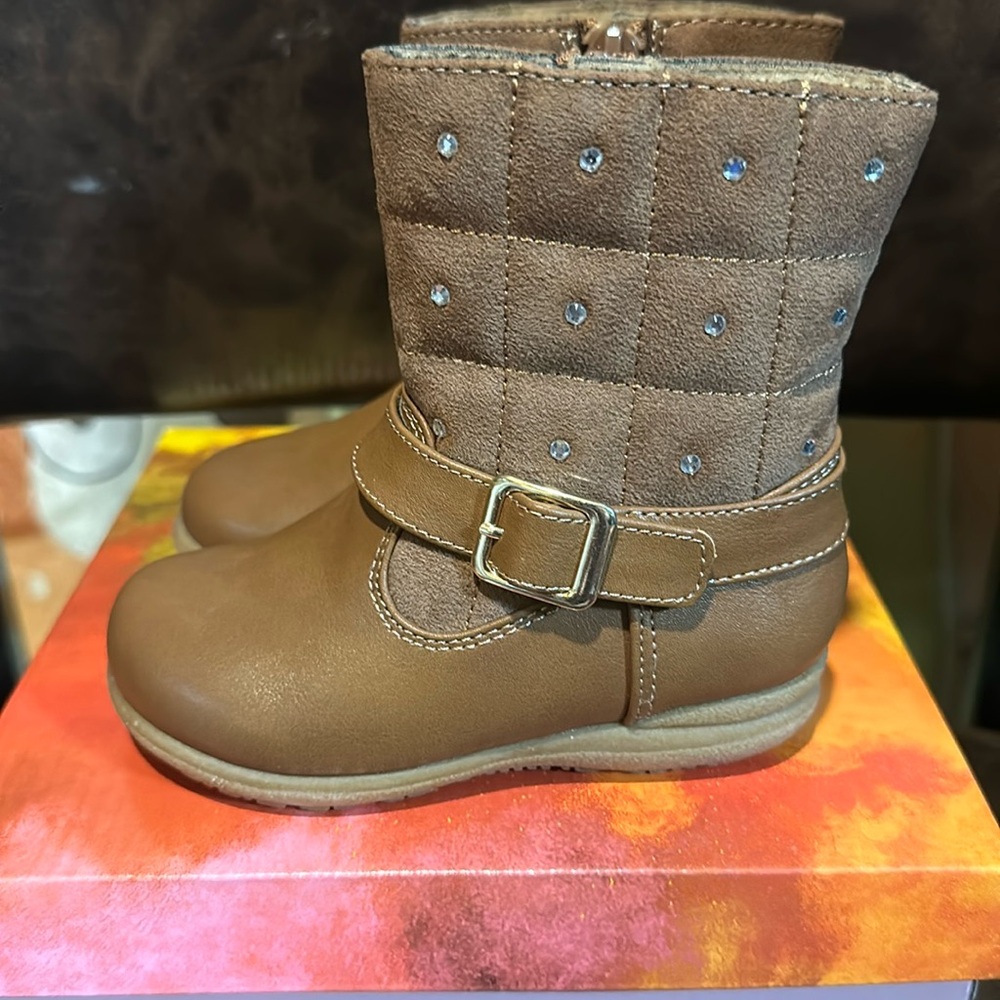 RACHEL SHOES CAMILLA BOOTS: COGNAC: NEW IN BOX: SIZE 6